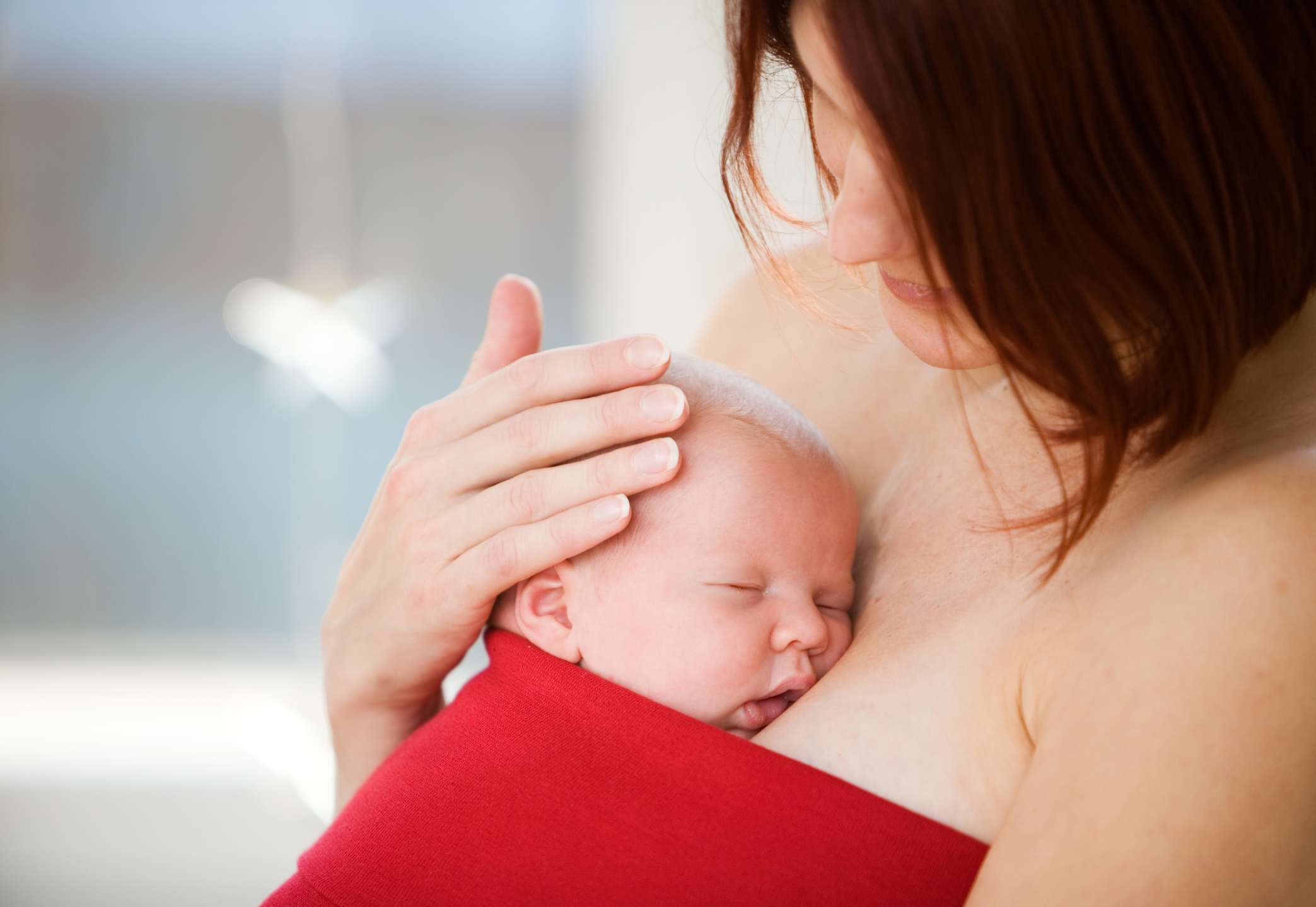 6 benefícios do contato pele a pele para a mãe e o bebê | Bebe.com.br
