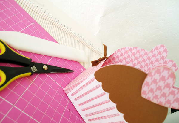 Caixinha de cupcake: passo a passo para fazer em casa