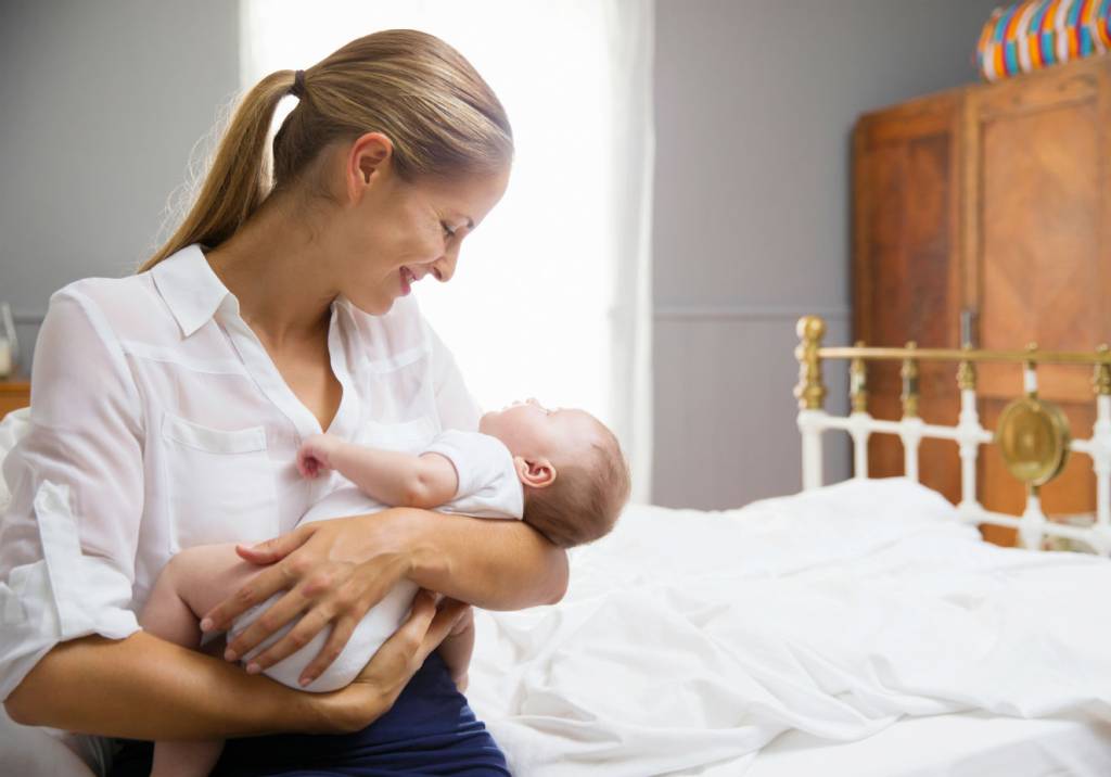 Netflix e Microsoft ampliam período da licença-maternidade