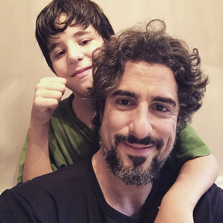 Marcos Mion escreve texto emocionante sobre o pedido de Natal do filho autista