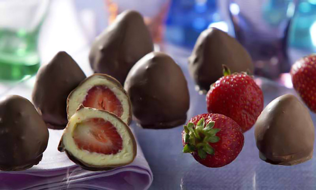 Bombom de morango: aproveite a época da fruta Bombom de morango: aproveite a época da fruta