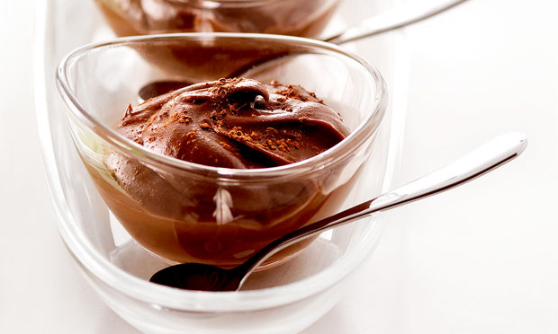 Brigadeiro de colher: pra comer e se lambuzar Brigadeiro de colher: pra comer e se lambuzar