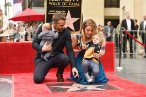 Ryan Reynolds, Blake Lively e filhos Ryan Reynolds, Blake Lively e filhos