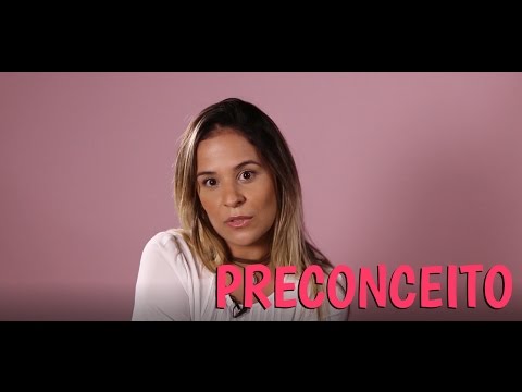 Essa mãe foi julgada ao tentar empoderar a filha, que é negra