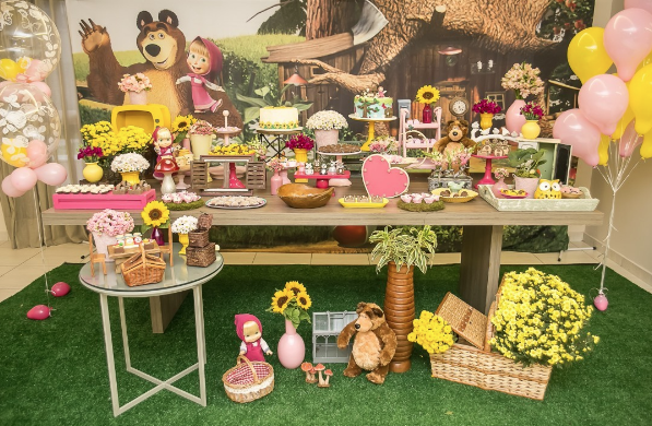Masha e o Urso: 30 ideias para fazer uma festa infantil do tema