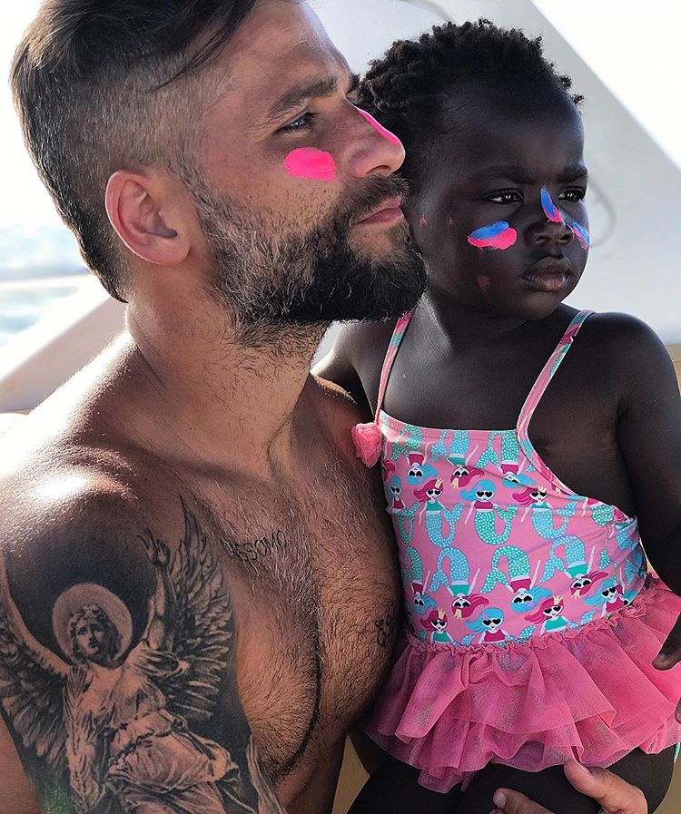 Bruno Gagliasso: “Vamos até o fim por amor e igualdade racial”