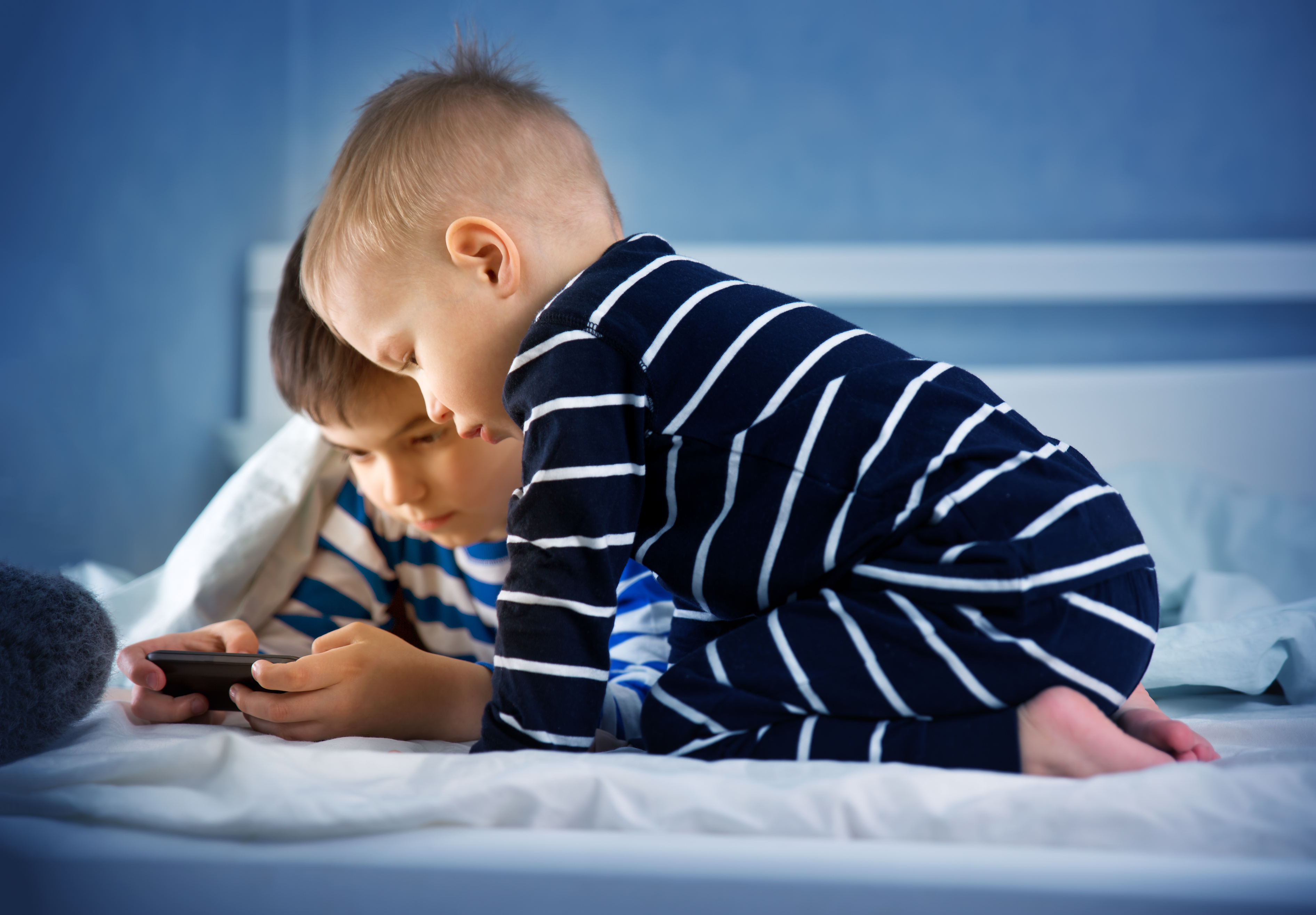 Impacto alarmante do excesso de telas no cérebro infantil veja estudo