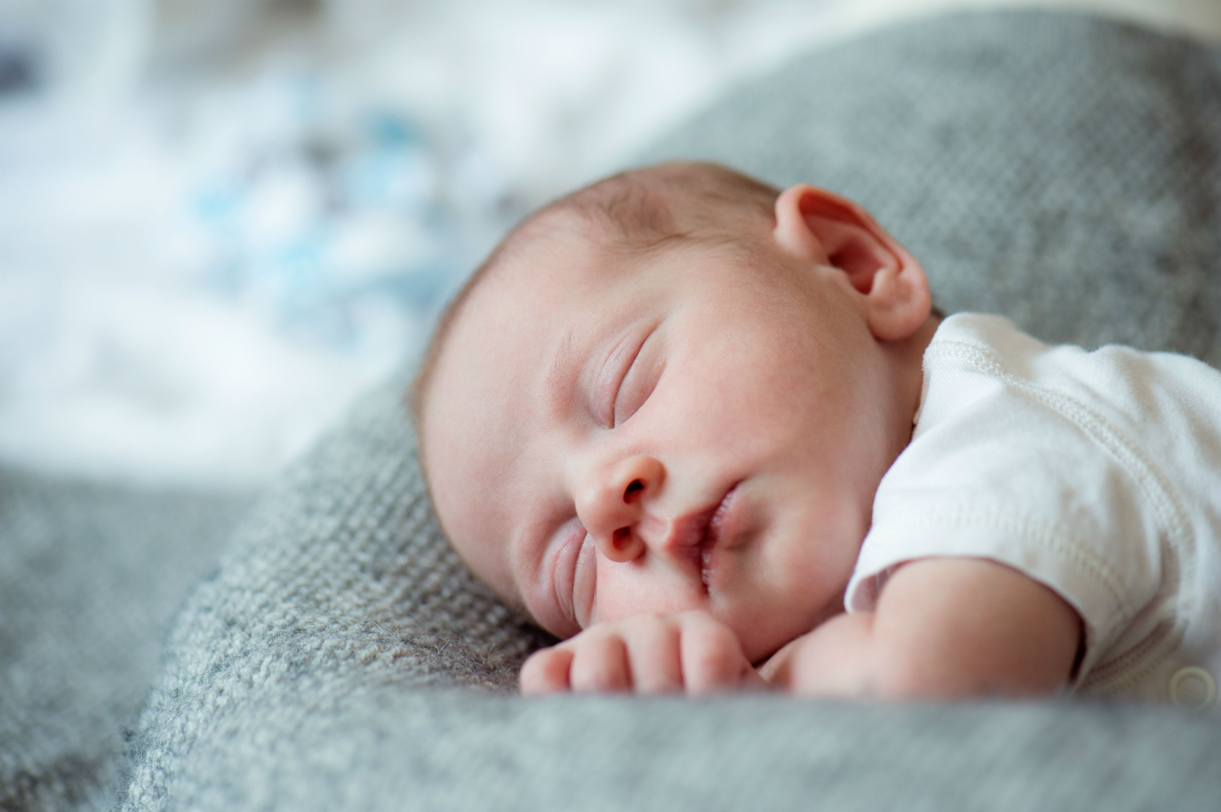 É normal o bebê não ter cólicas nos primeiros meses de vida?