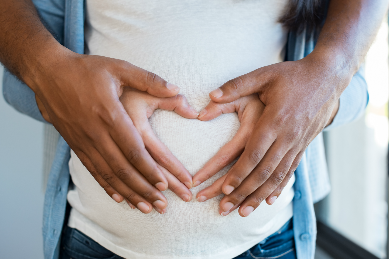 Tatuagem na gravidez: Conheça os riscos para mãe e bebê