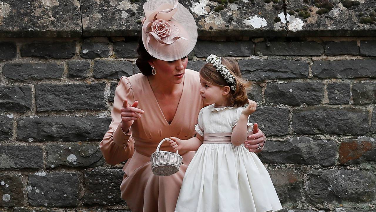 Princesa Charlotte como dama de honra no casamento de Pippa Middleton