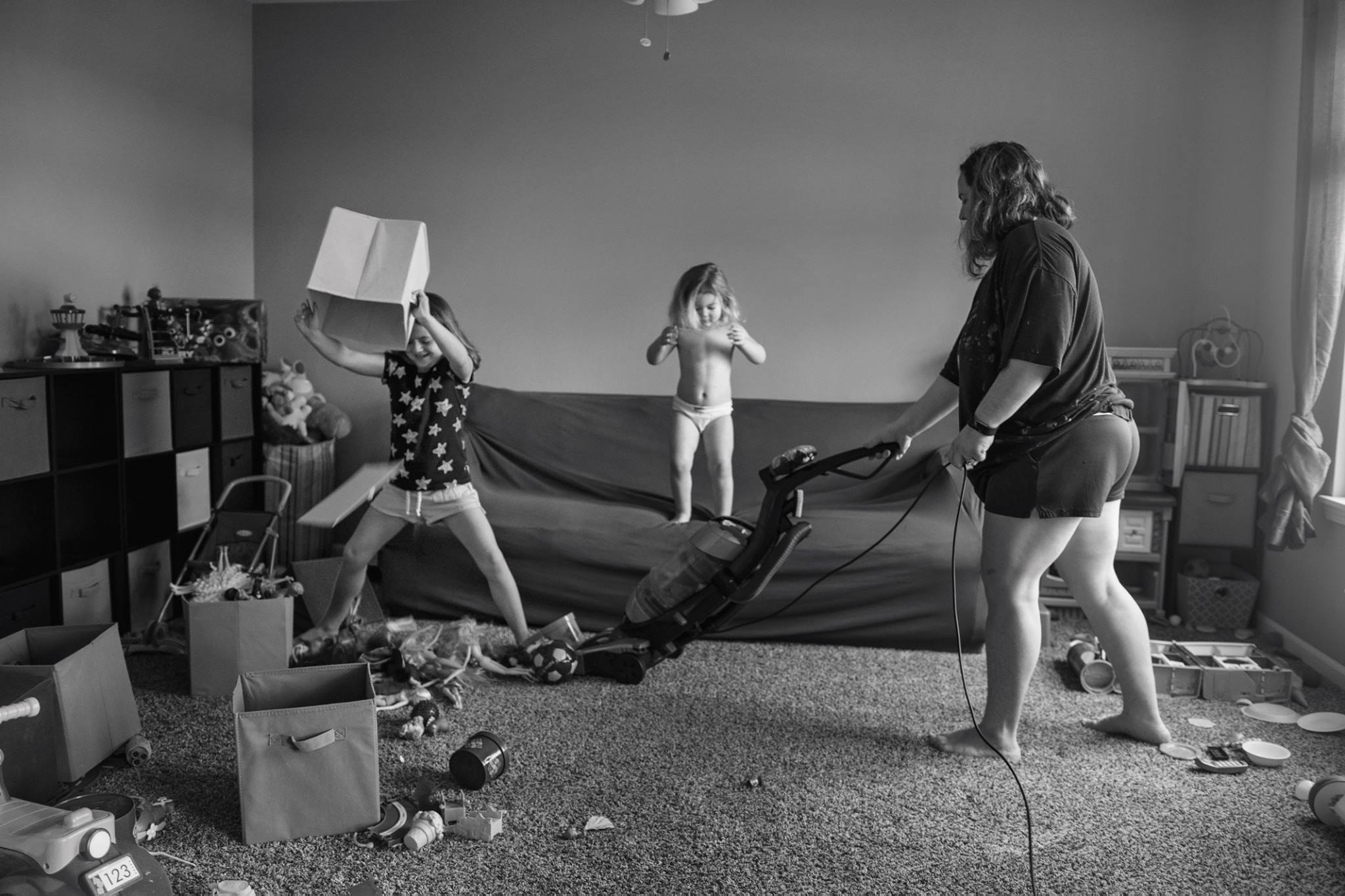 Maternidade real: fotógrafa registra a rotina de mães e filhos em projeto