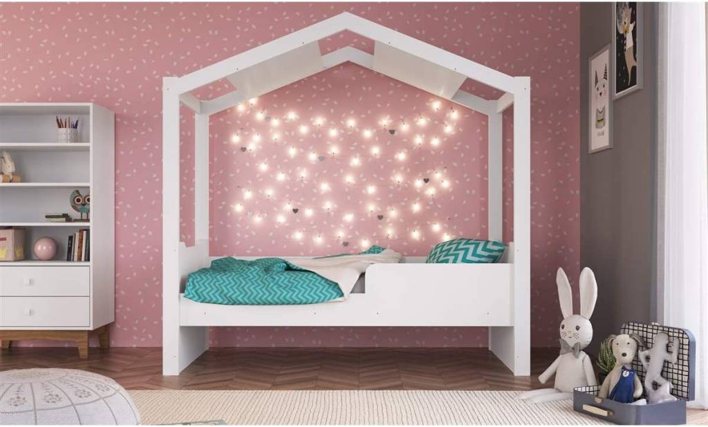 Cama montessoriana Beth, Completa M&oacute;veis, <a href="https://amzn.to/2XzfOhP" target="_blank" rel="noopener">R$ 495,90</a>