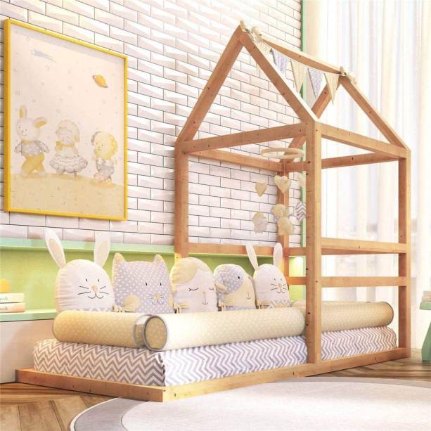 Cama meia casinha montessoriana, da Grão de Gente, <a href="https://amzn.to/3kiuImv" target="_blank" rel="noopener">R$ 497,77</a>