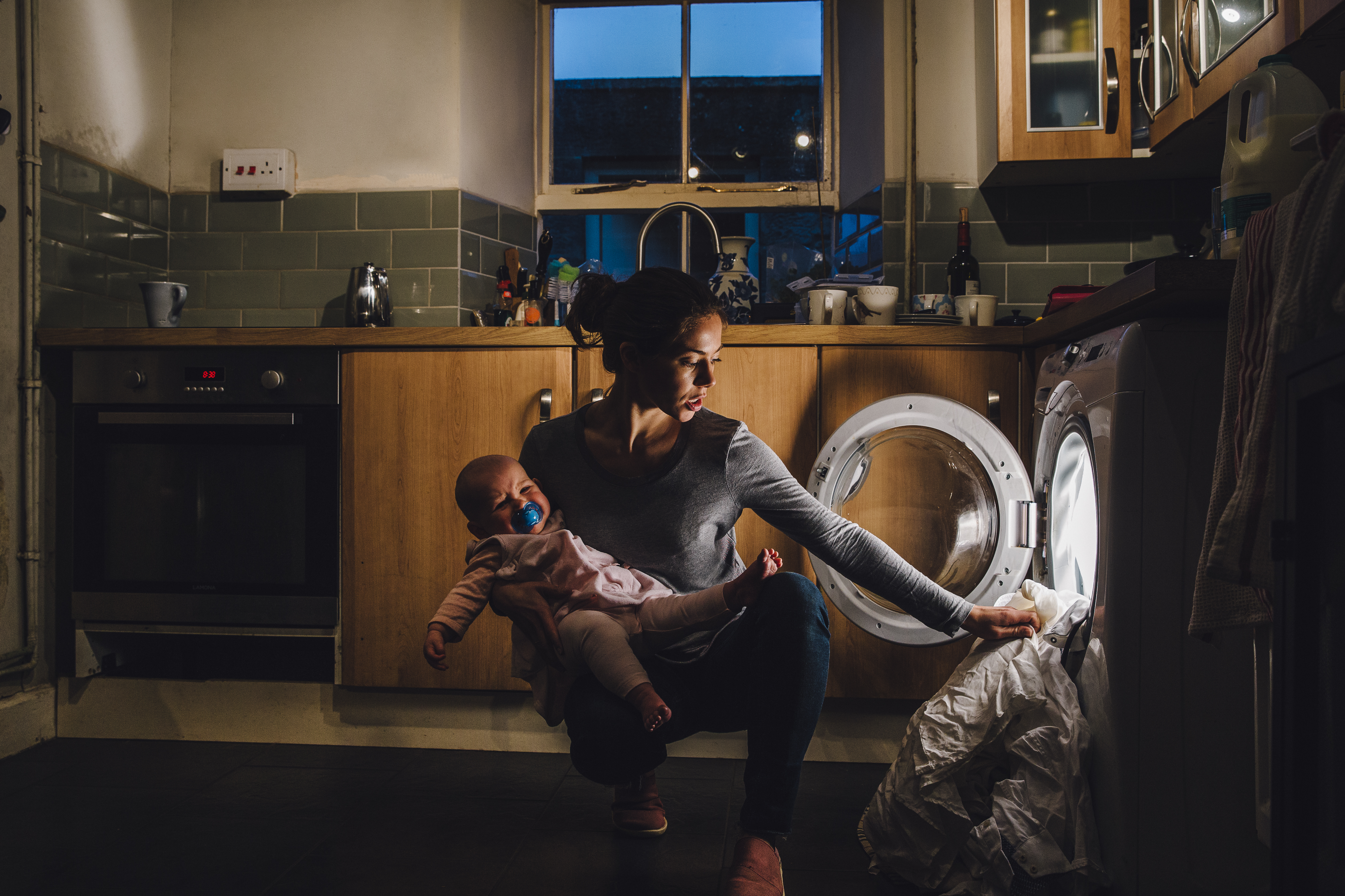 Saúde mental materna Cercada de estigmas, mãe que fica em casa sofre sozinha e pode até adoecer Bebe.br foto
