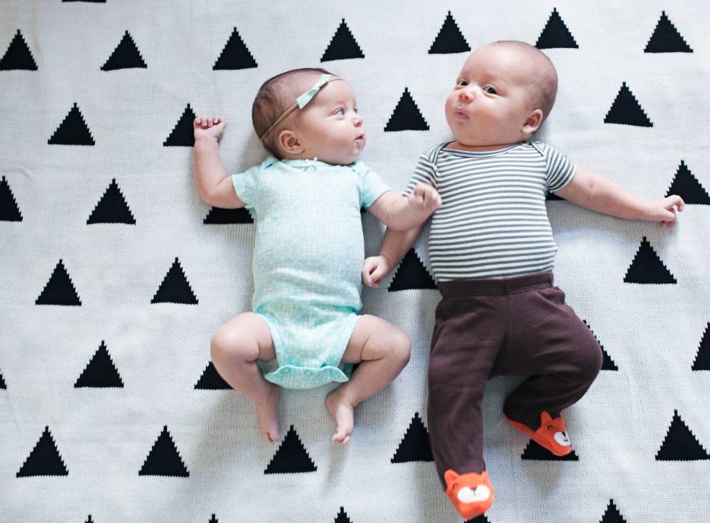 Nunca nasceram tantos gêmeos no mundo quanto agora, diz estudo. Entenda!