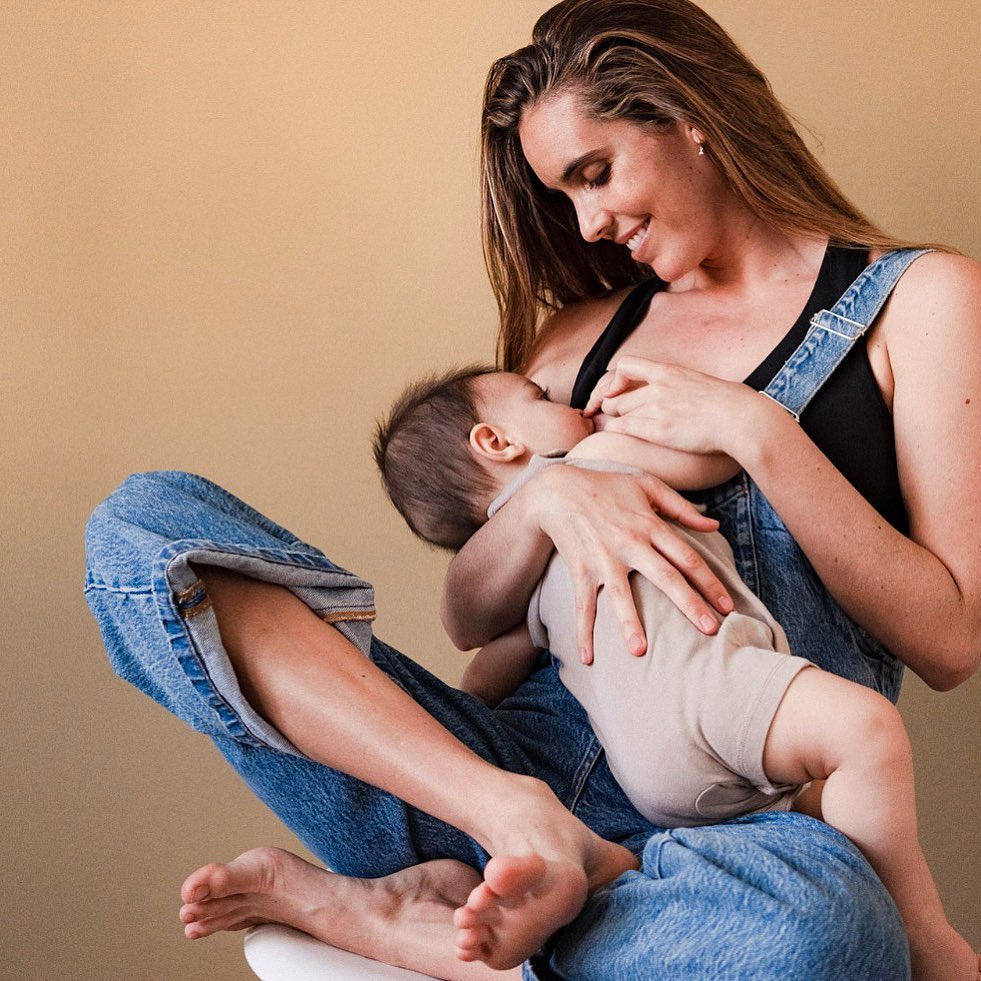 Olimpíadas: entenda a polêmica sobre a amamentação dos filhos das atletas