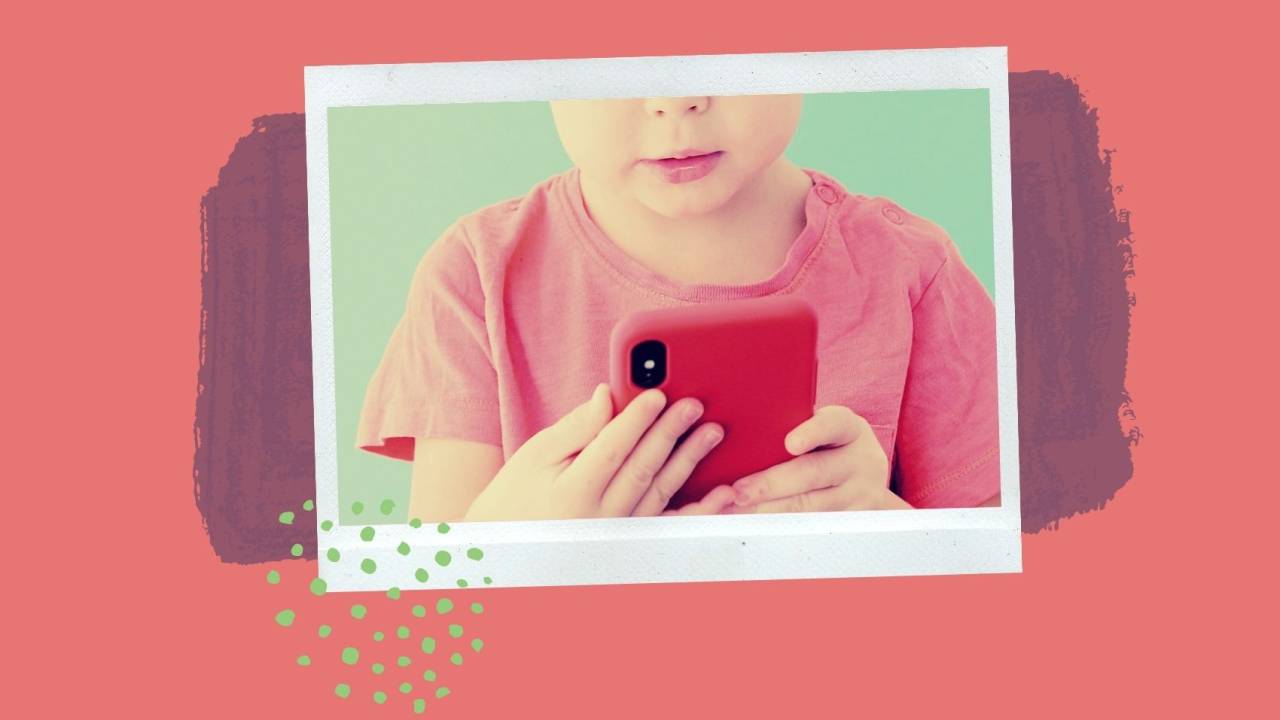 Colagem de criança com celular
