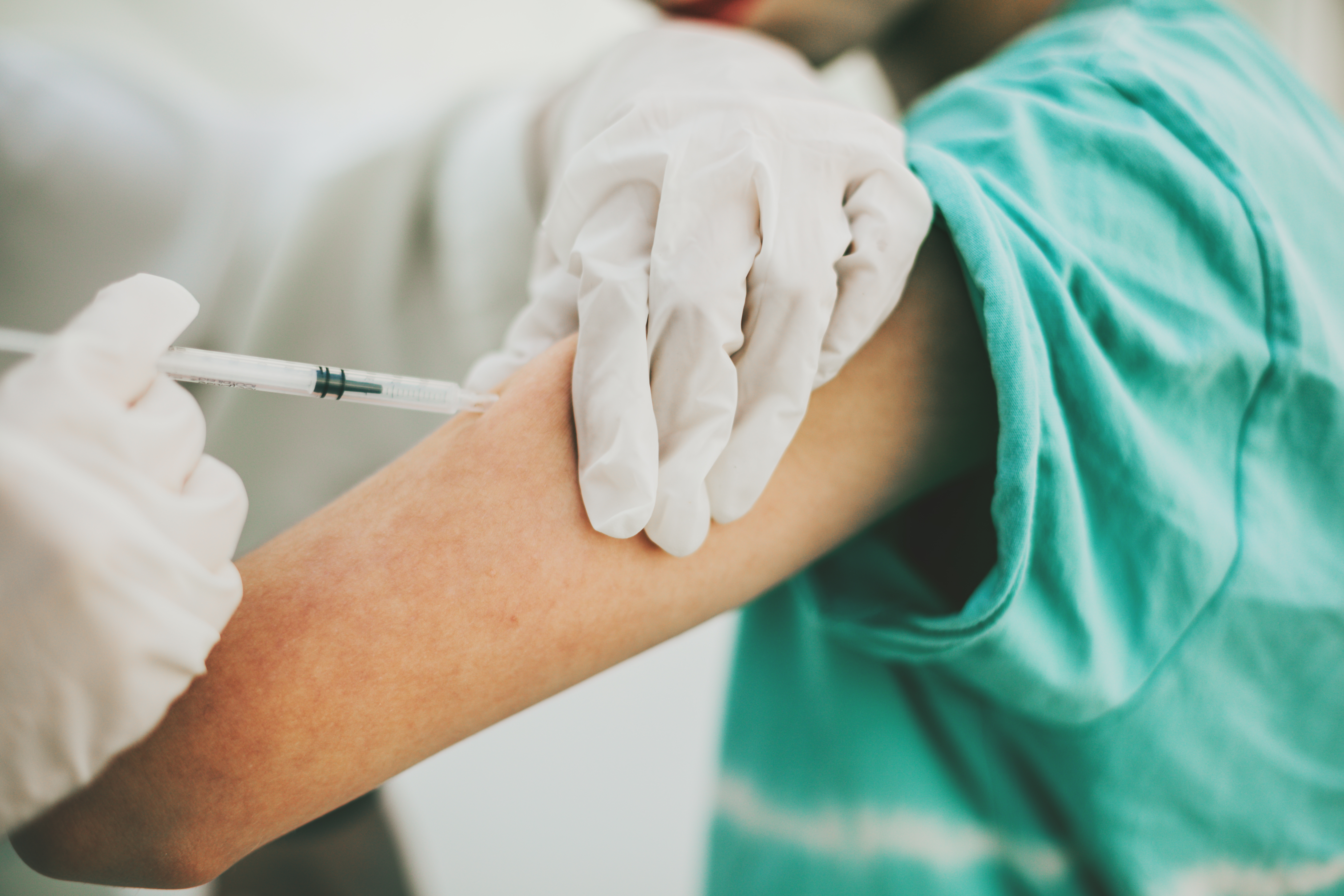 Vacina-em-crianças-e-adolescentes
