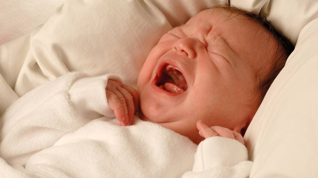Cólicas em Bebês: Verdade sobre receitas caseiras