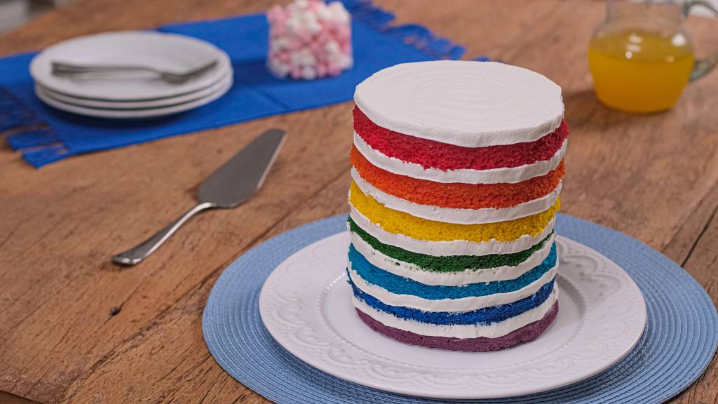 receitas-sobremesas-de-natal-bolo-arco-iris Sobremesas de Natal - bolo arco-íris