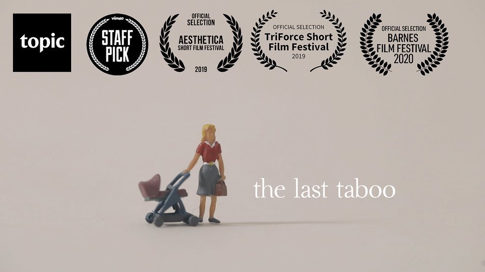 Este curta tocante mostra três mães que decidiram viver longe dos filhos