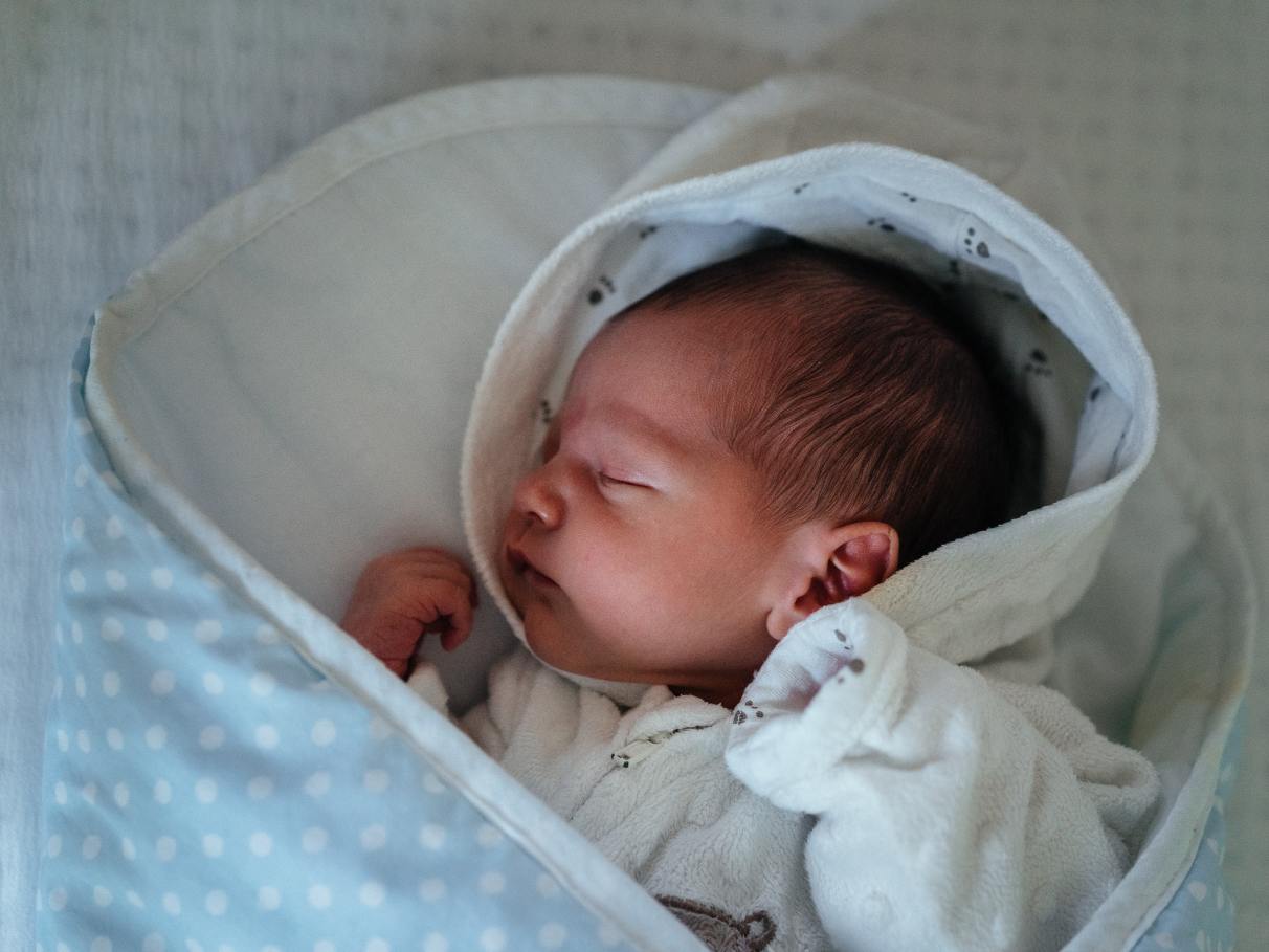 Saco de dormir: bebês podem usar? Veja o que dizem os