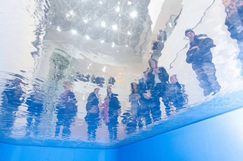 Piscina da exposição A Tensão