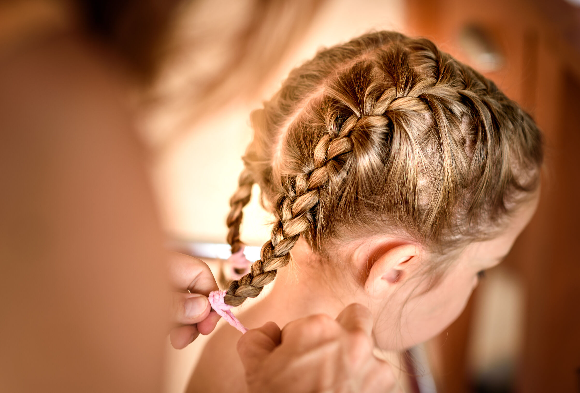 17 ideias de penteado com trança para fazer nas crianças 