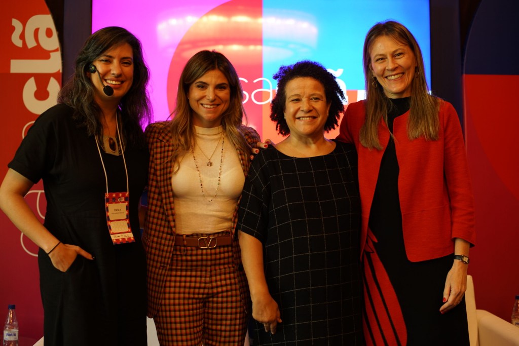 Da esquerda para a direita: Paola Carvalho, Ana Buchaim, Ana Fontes e Ana Claudia Plihal