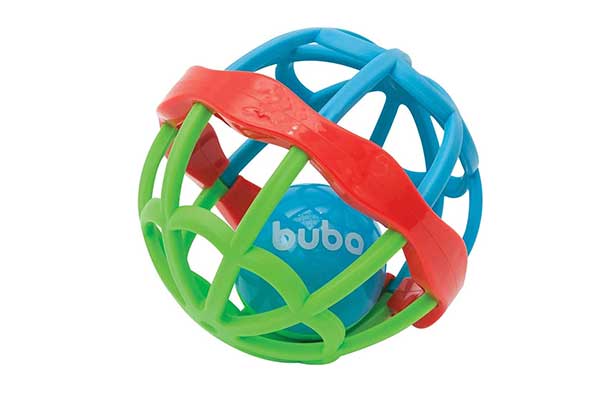 Baby-Ball-Cute-Colors-Buba bola plástica e colorida formada por grades. Dentro dela, há uma outra bola menor