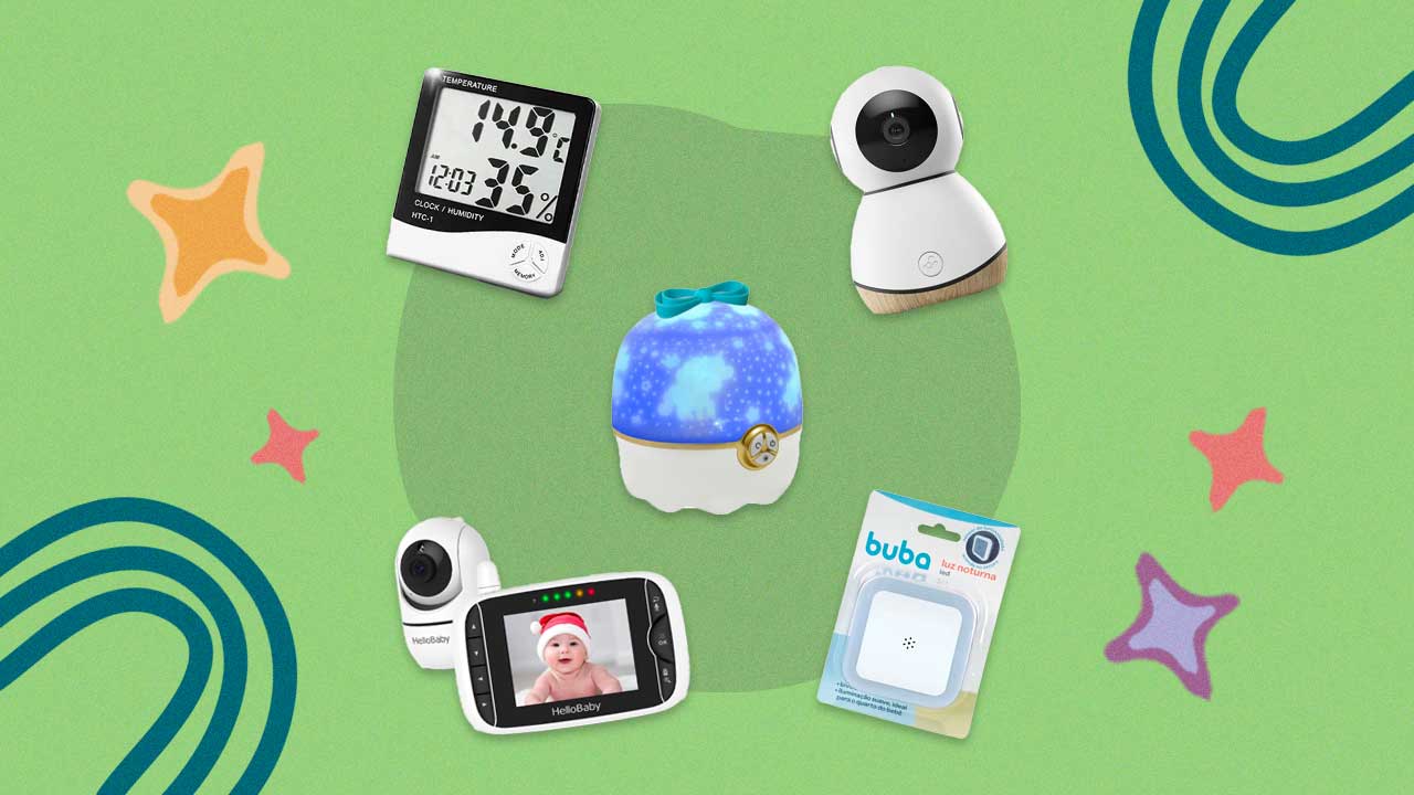 termômetro, babá eletrônica, luminária, câmera e embalagem com luminária dispostos lado a lado em um fundo colorido