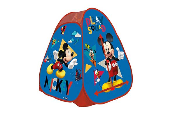barraca infantil com desenhos do personagem Mickey