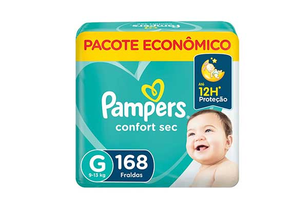 pacote de fraldas verde e retangular, com a imagem de um bebê sorrindo