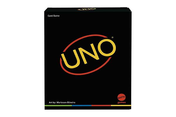embalagem de papel do jogo de cartas Uno em verão preta com nome em amarelo e vermelho