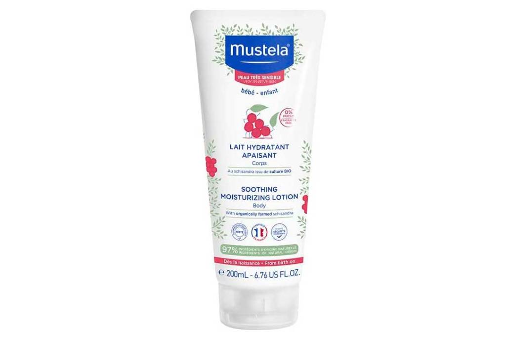 mustela-calmante Hidratante Mustela. Formato de bisnaga, embalagem branca com escritos em azul e rosa.