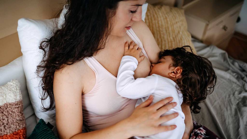 5 formas de incentivar as mães a amamentar por mais tempo