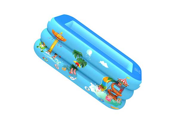 piscina infantil inflável, retangular e com desenhos que remetem a uma praia